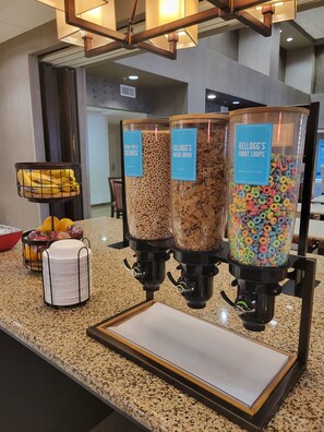 Free daily on-the-go breakfast  - Hampton Inn & Suites Austin Cedar Park-Lakeline (Austin)
