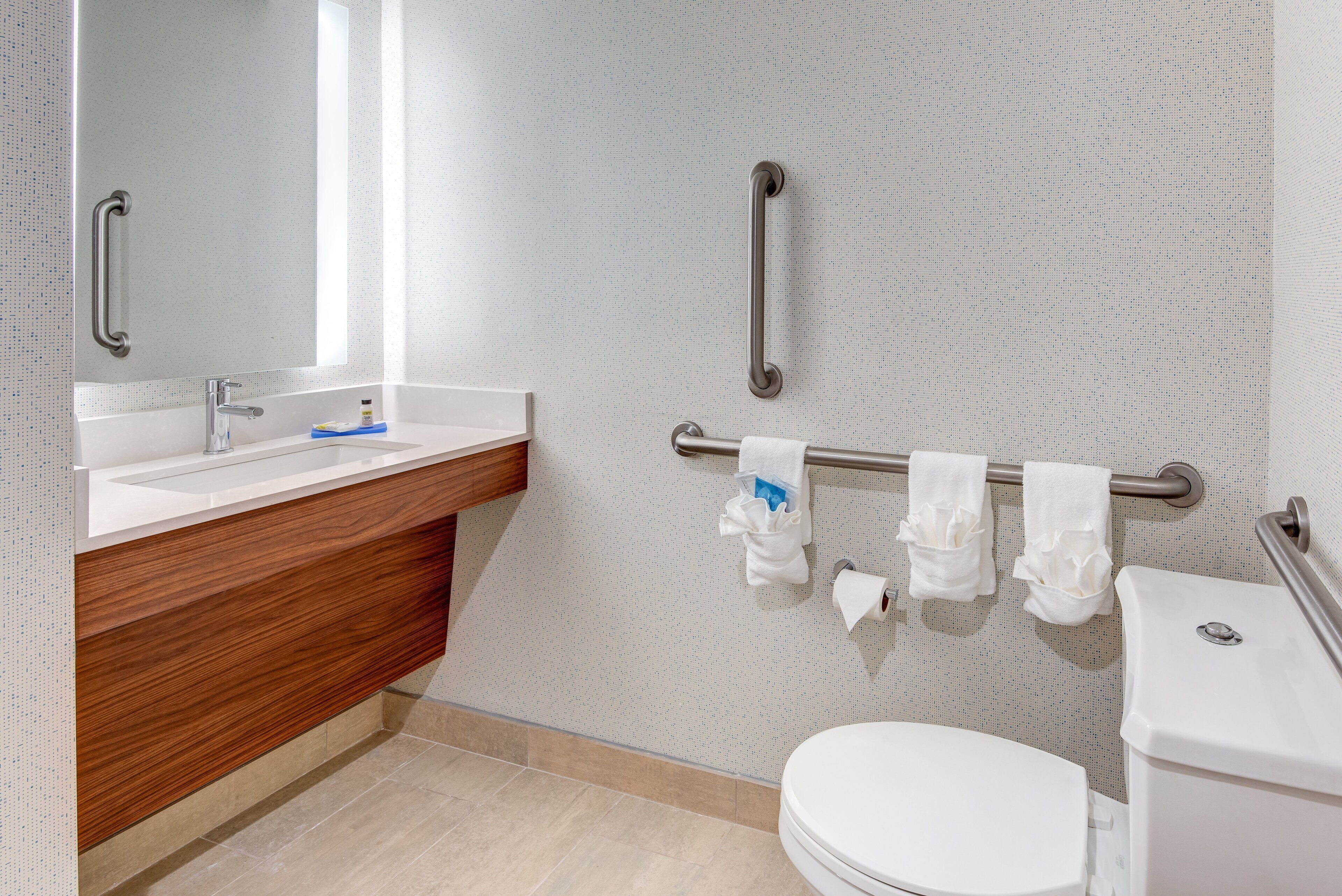 Foto - Holiday Inn Express & Suites West Long Branch - Eatontown by IHG