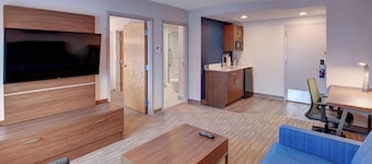 Holiday Inn Express Hotel & Suites West Long Branch by IHG