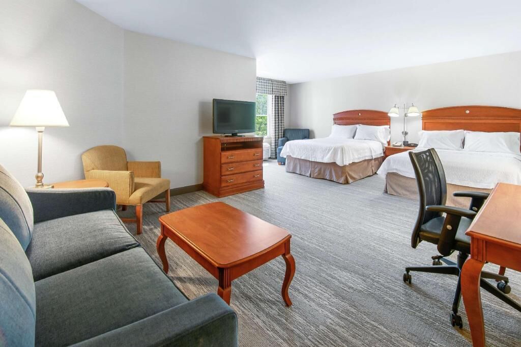 Daunenbettdecken, Zimmersafe, Verdunkelungsvorhänge