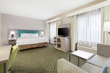 Estudio, 1 cama King size, para no fumadores, cocina | Ropa de cama de alta calidad y caja de seguridad en la habitación