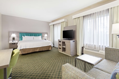 Studio, 1 King Bed, Non Smoking, Kitchen | Premium bedding, in-room safe, blackout drapes, soundproofing