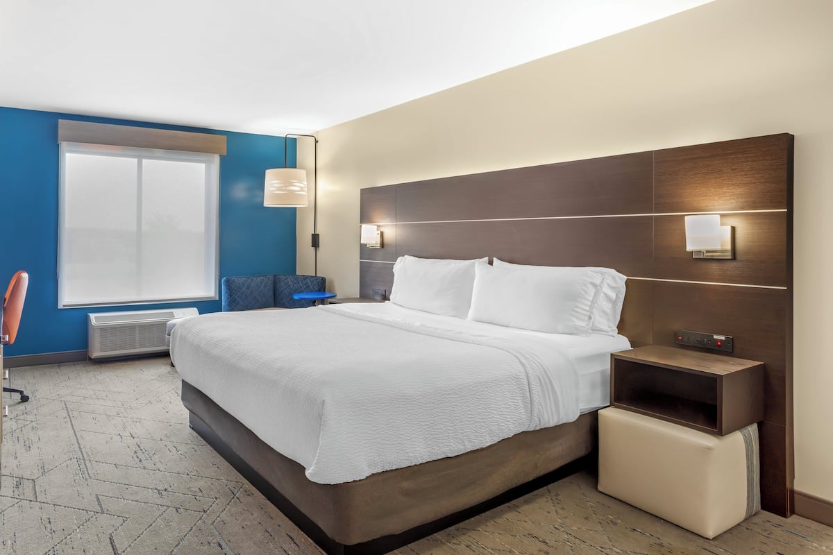 In-room safe, desk, blackout curtains, soundproofing
