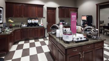 Free daily buffet breakfast