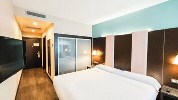 1 bedroom, minibar, in-room safe, desk