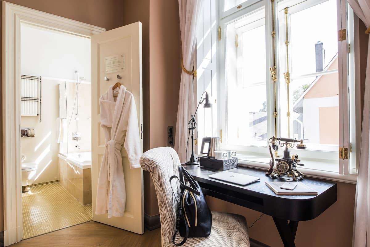 superior room, 1 king bed, non smoking (city view) | view from room