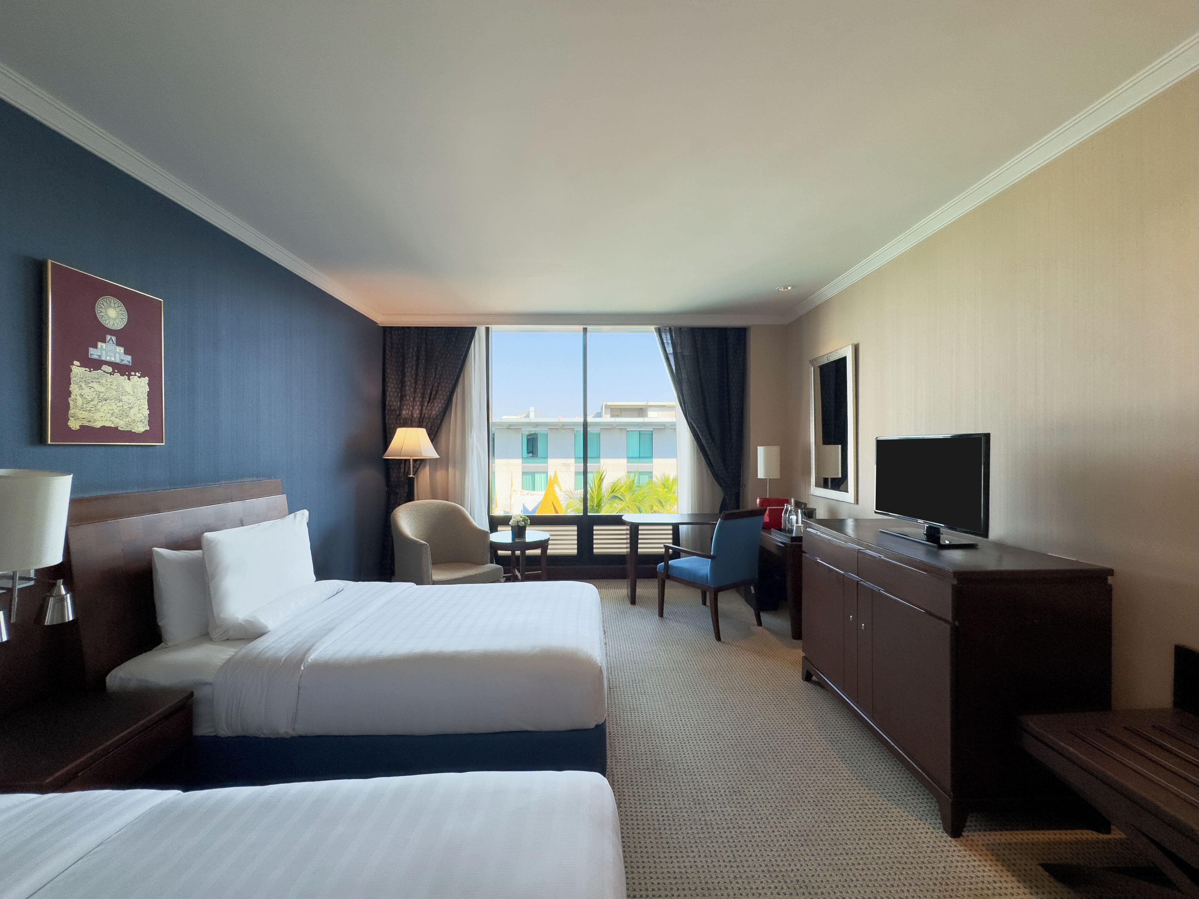 room, 2 single beds (club access) | minibar, in-room safe, desk, laptop workspace