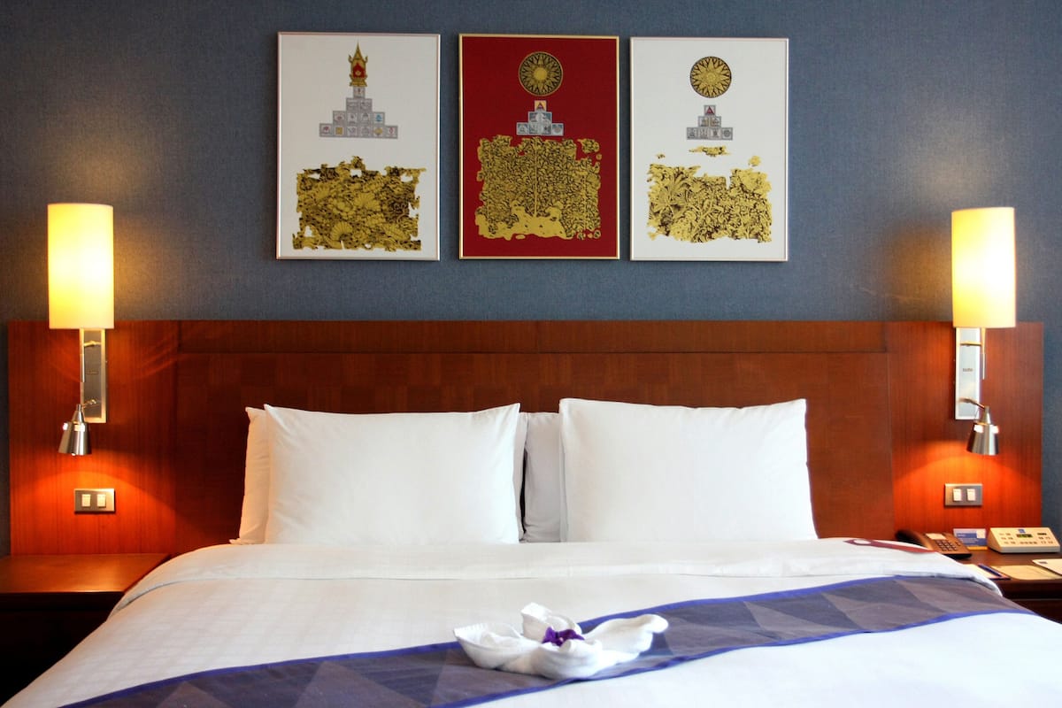 minibar, in-room safe, desk, laptop workspace