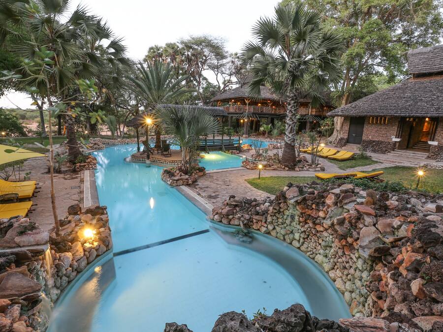 Outdoor pool, pool umbrellas