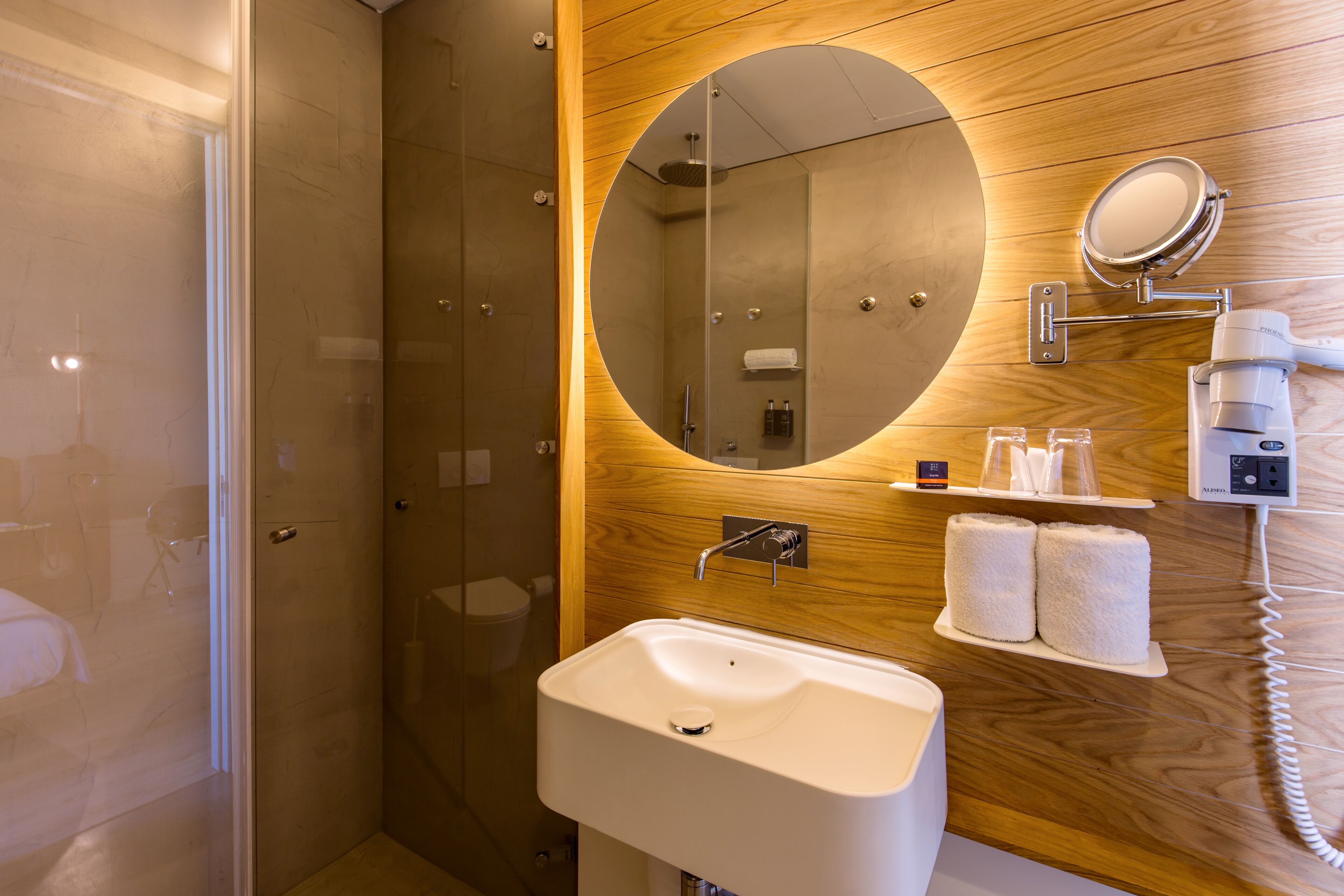 shower, free toiletries, hair dryer, slippers