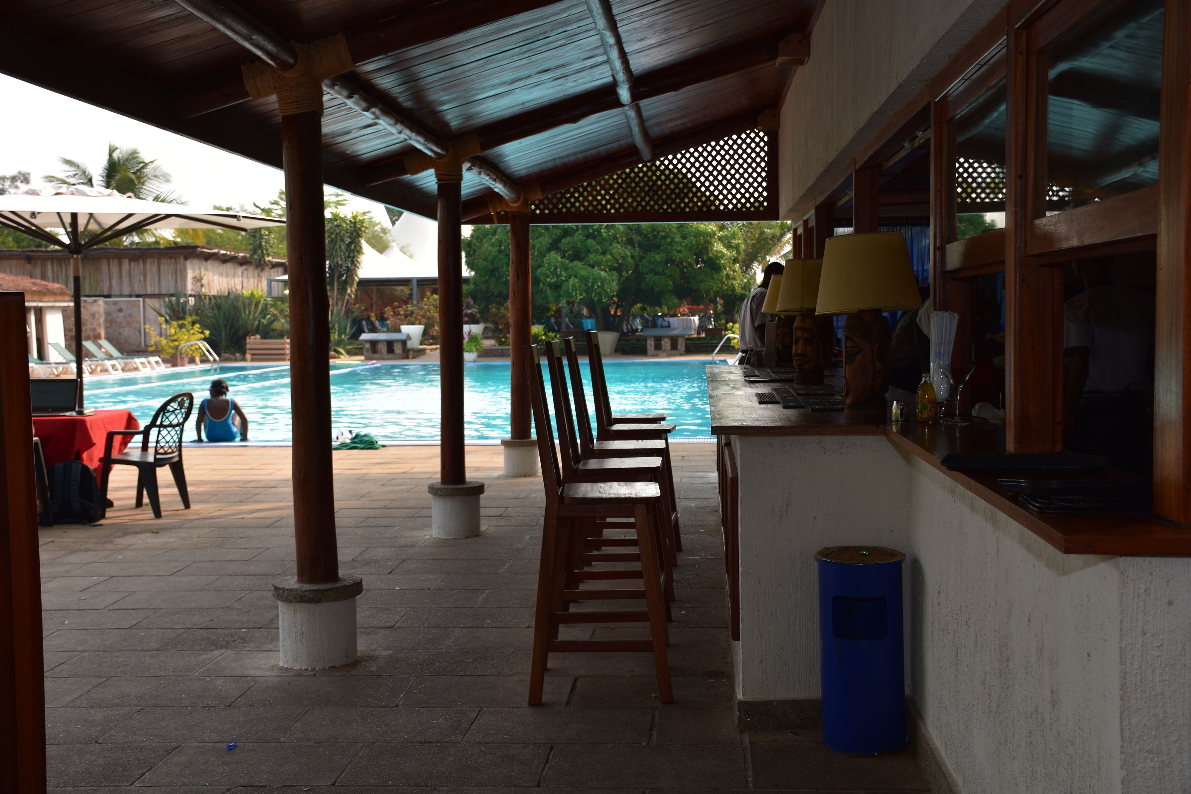 poolside bar