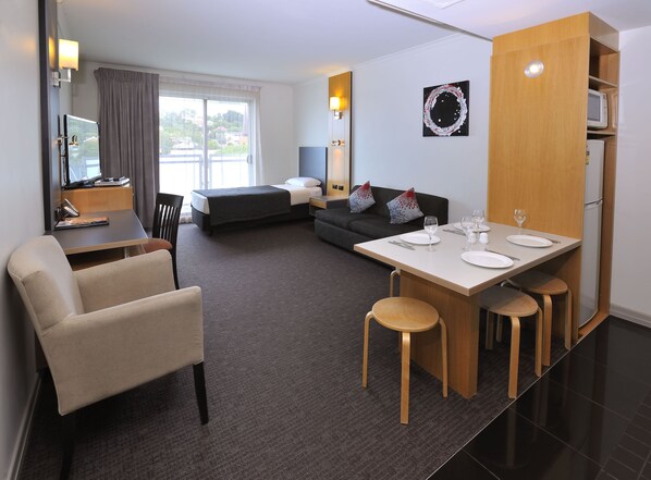 Family Apartment, 1 Bedroom, Kitchenette