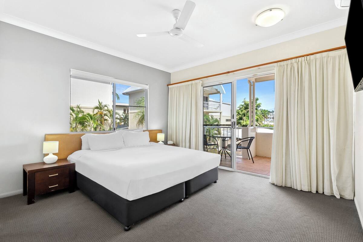 in-room safe, individually decorated, individually furnished