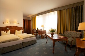 Ropa de cama hipoalergénica, edredón y escritorio 
