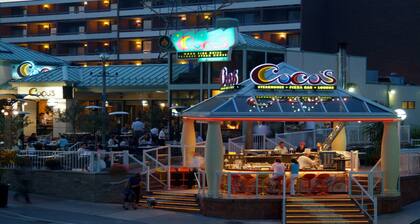 Holiday Inn Niagara Falls - By The Falls by IHG