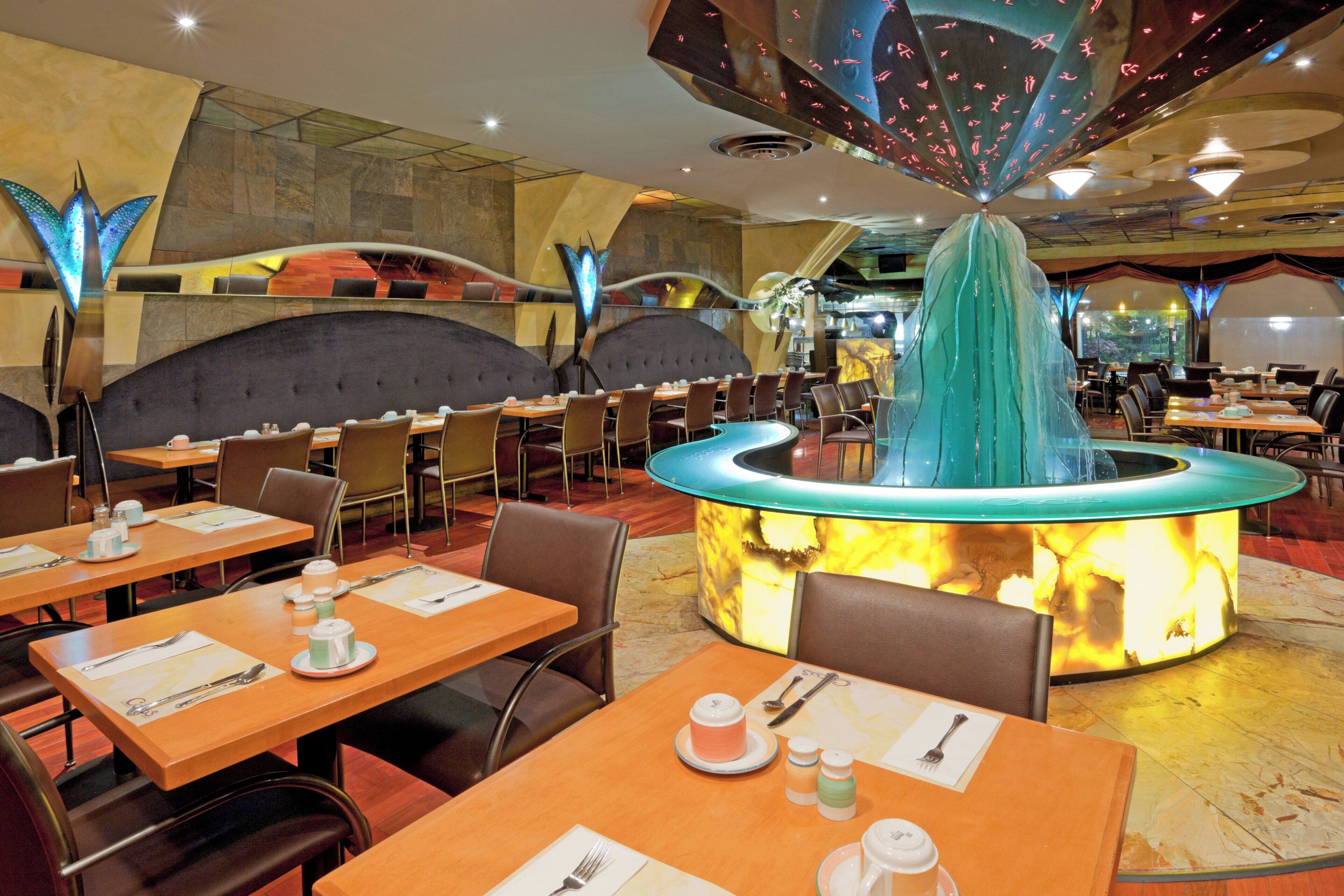 Photo - Holiday Inn Niagara Falls - By The Falls by IHG