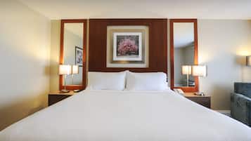 Standard Room, 1 Queen Bed, Accessible (Mobility Accessible) | Blackout drapes, iron/ironing board, cribs (free)