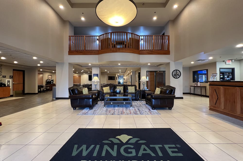Wingate by Wyndham Coon Rapids