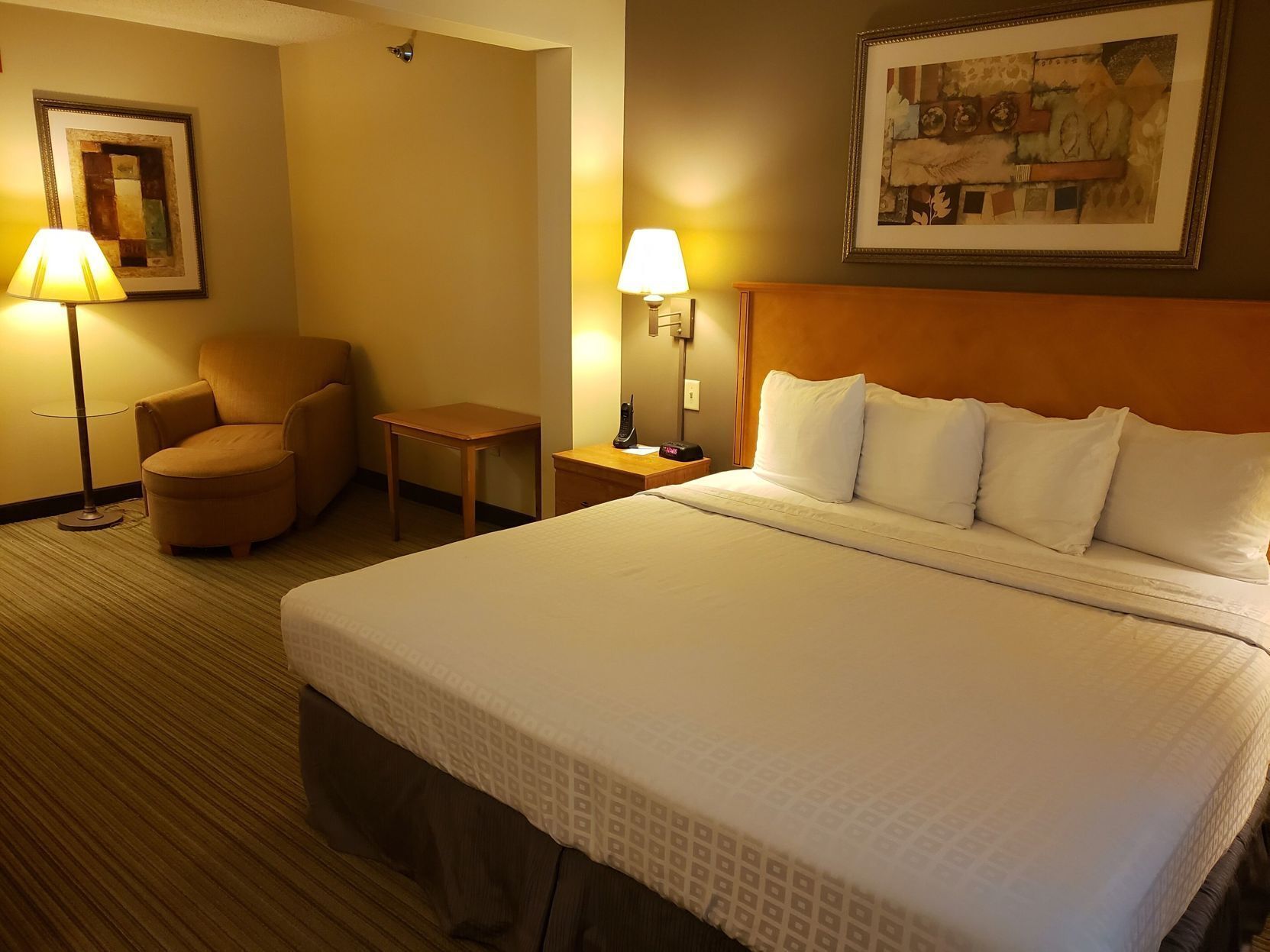 Premium bedding, pillowtop beds, in-room safe, desk