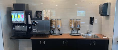 Free daily continental breakfast
