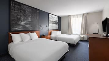 Double Room, 2 Queen Beds | Iron/ironing board, free WiFi, bed sheets