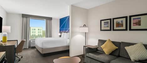 Suite, 1 King-Bett und Schlafsofa, Nichtraucher | Schreibtisch, Verdunkelungsvorhänge, Bügeleisen/Bügelbrett