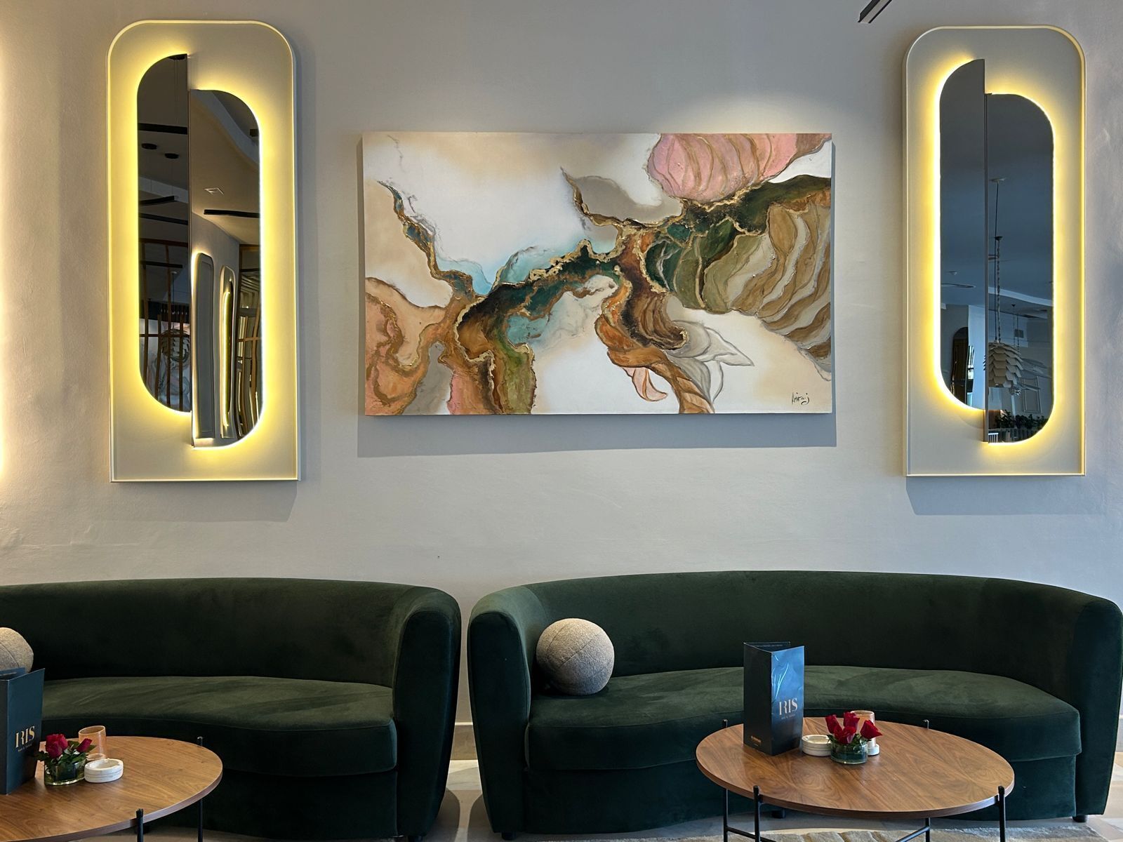 Bar lounge