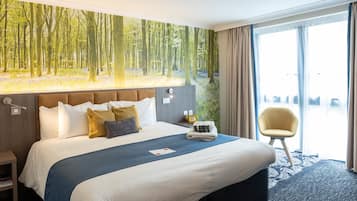 Premium bedding, pillowtop beds, individually decorated, desk