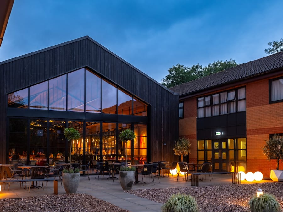 Breakfast, lunch, dinner served; garden views