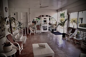 Sala de estar en el lobby