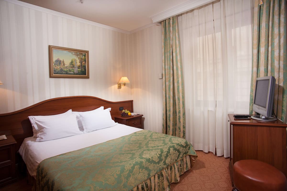 Standardzimmer | 1 Schlafzimmer, schallisolierte Zimmer, Bügeleisen/Bügelbrett