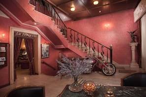 Lobby - Hotel Otrada (Odesa)