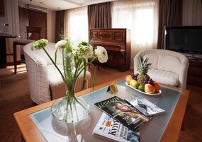 Luxury Apartment | Soundproofing, iron/ironing board, free WiFi, bed sheets