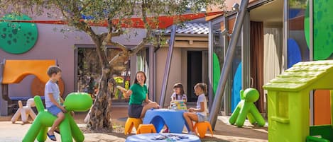 Aire de jeu intérieure pour enfants