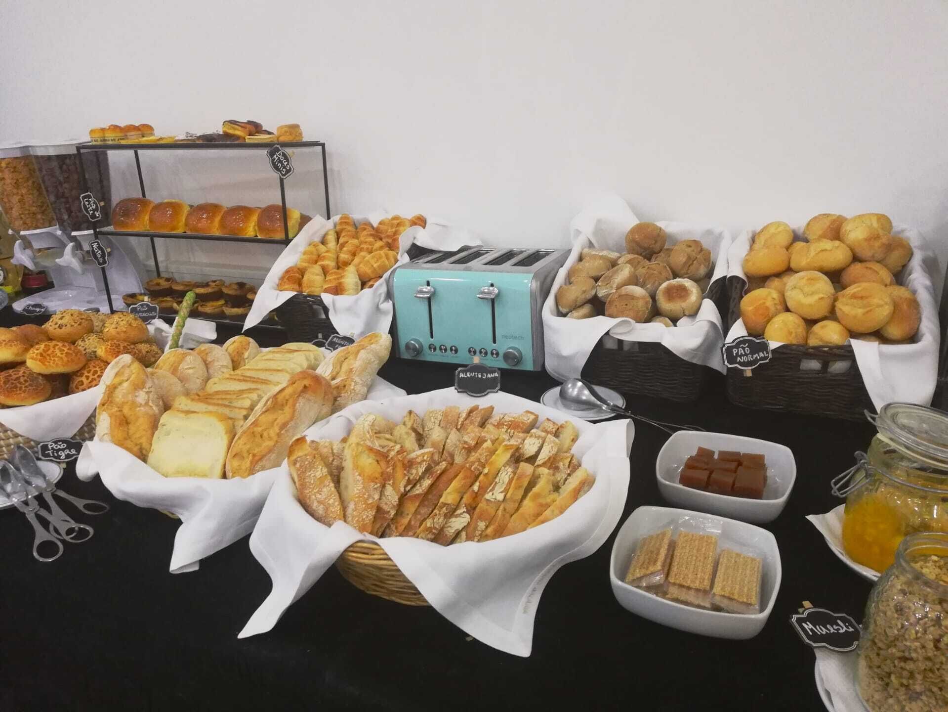 daily buffet breakfast (eur 6.00 per person)