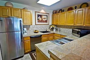  2 Bedroom/2 Bathroom Silver  | Private kitchen | Fridge, microwave, coffee/tea maker