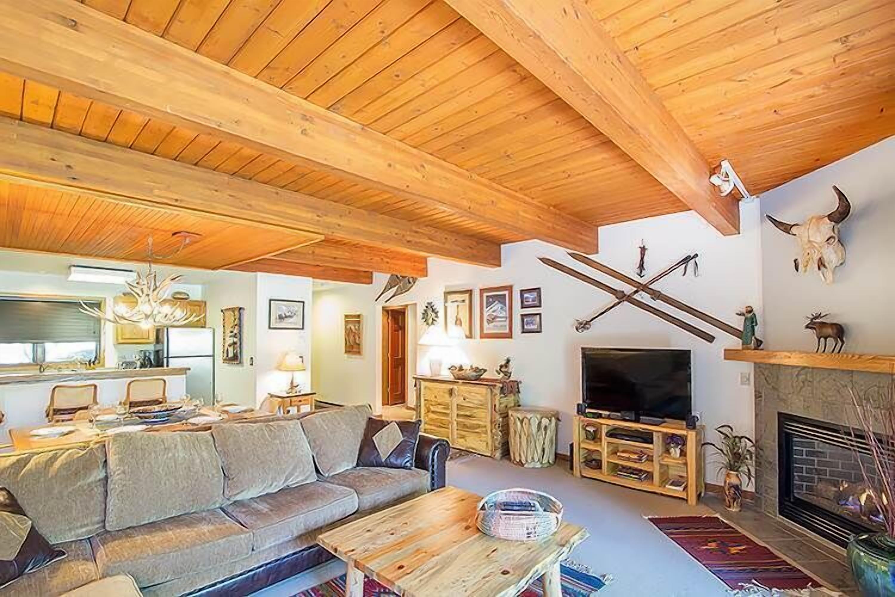  2 Bedroom/2 Bathroom Silver  | Living area | Flat-screen TV, fireplace, DVD player