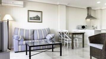 Duplex - 2 sovrum | Vardagsrum | Tv