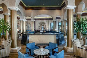 8 bars/lounges, 4 poolside bars, beach bar