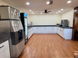 Breakfast area - Americas Best Value Inn Wall (Wall)