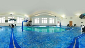 Indoor pool - Comfort Inn & Suites Madison North (De Forest)