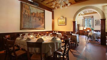 Servizio di pranzo e cena