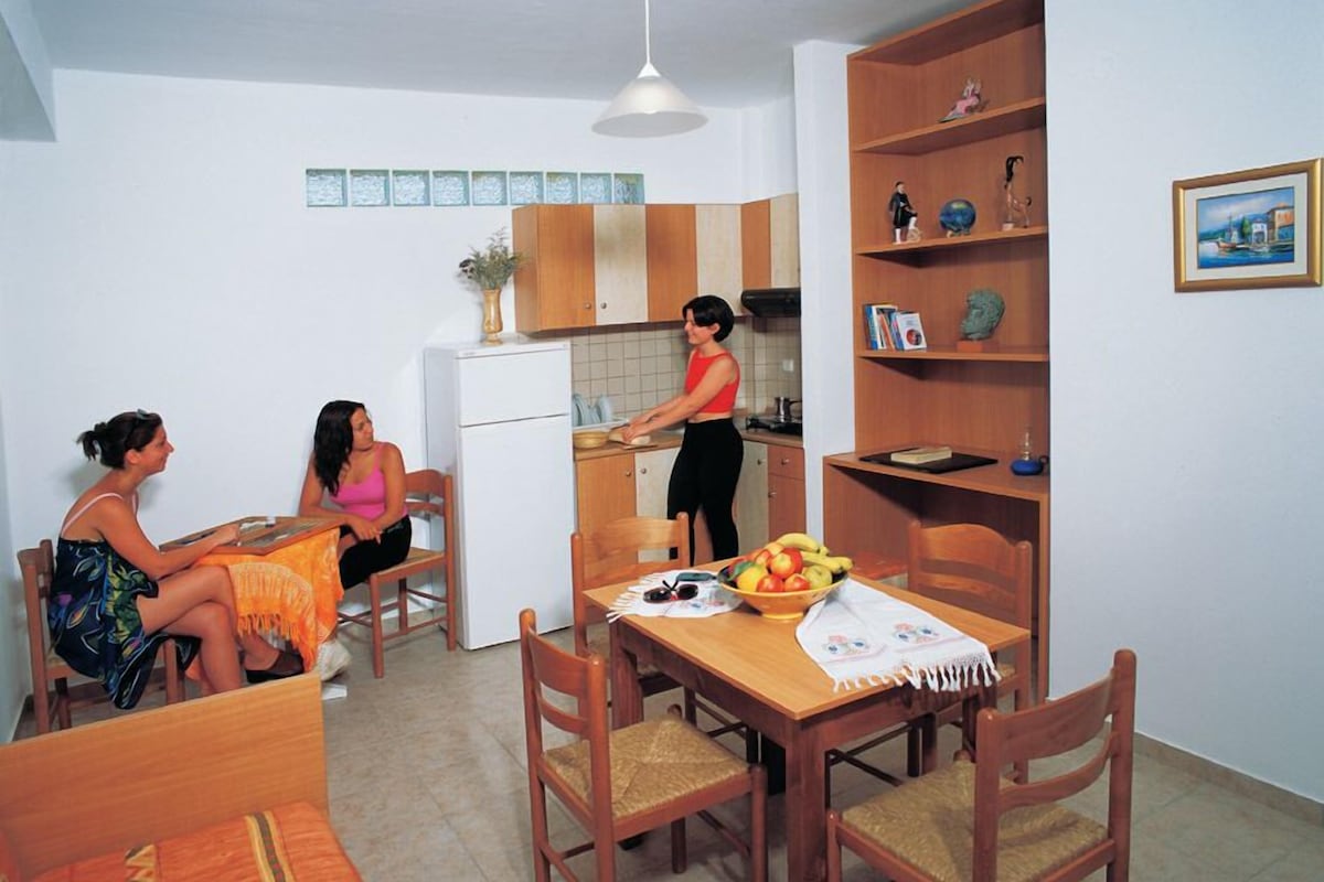 Familienapartment, 1 Schlafzimmer | Wohnbereich