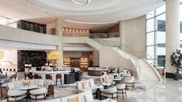 Lobby lounge, garden views, open daily