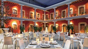 Unclassified image, 5 of 42, button - Boutique Hotel de Cortes (Mexico City)