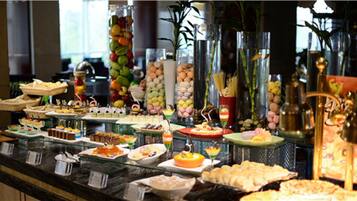 Desayuno buffet (CNY 98 por persona)
