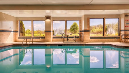 Una piscina techada