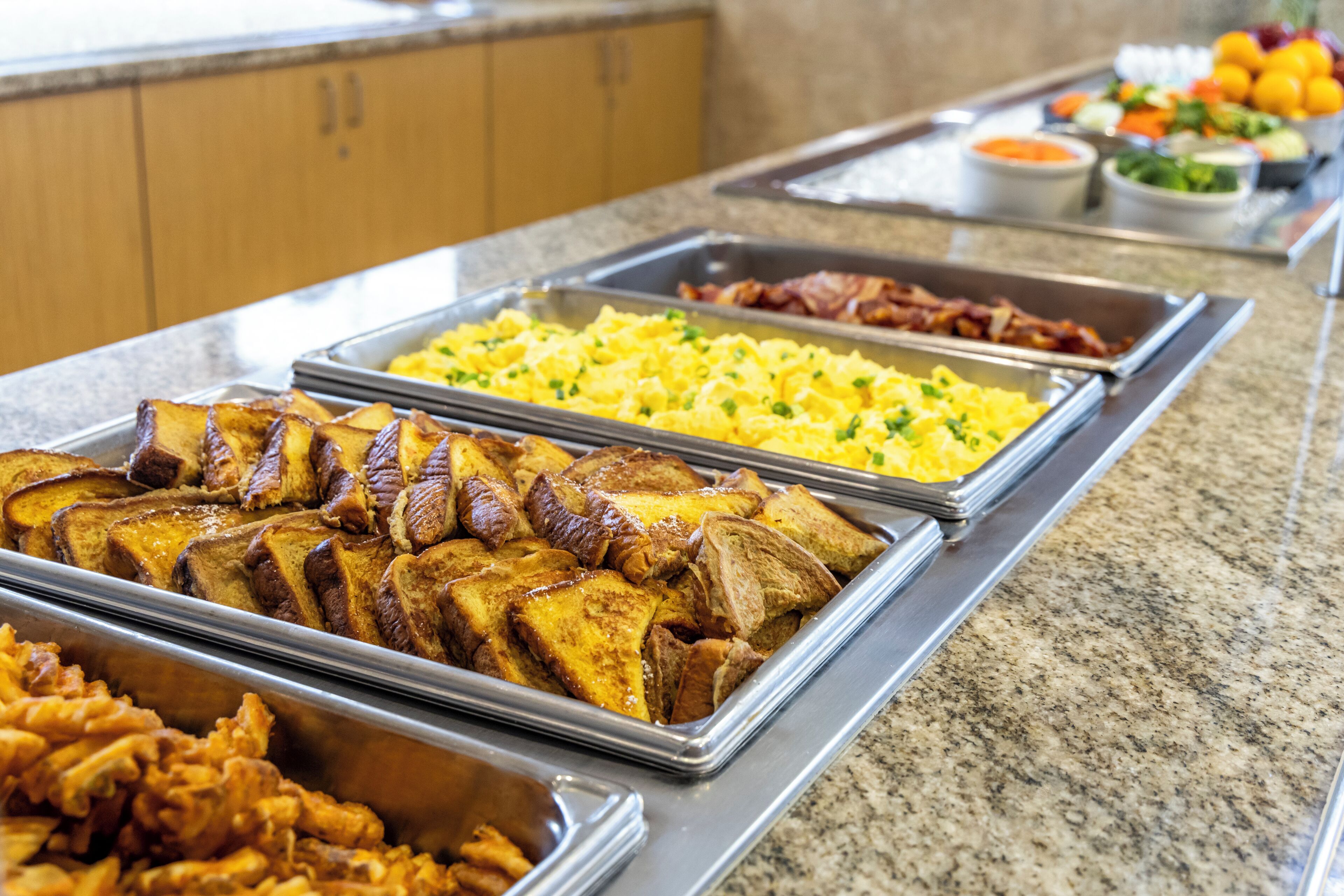 包每日自助早餐