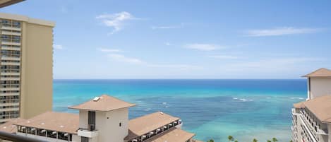 Suite Premium, 1 camera da letto, notifica campanello/telefono, vista oceano (Balcony) | Vista dalla camera