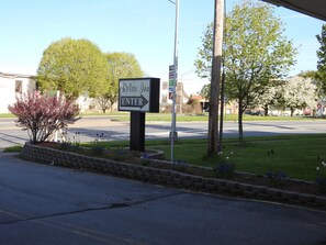 Exterior - Relax Inn (Rome)